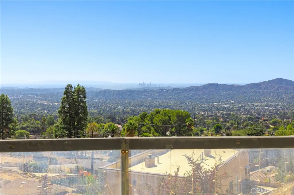 591 Devonwood, Altadena, California 91001 home-pic-4