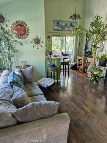 511 E. 99th Street, Inglewood, California 90301