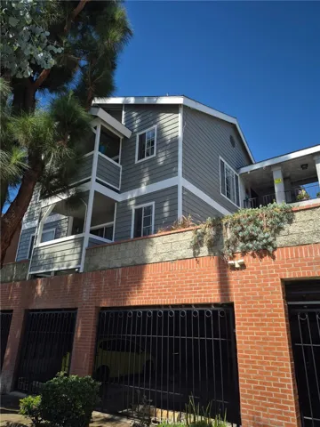 511 E. 99th Street, Inglewood, California 90301