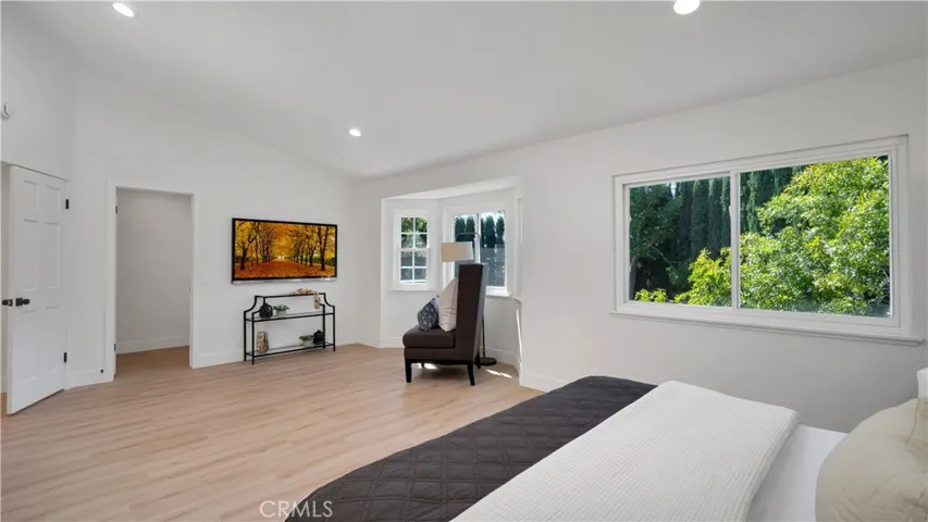 21301 Calle Recreo, Lake Forest, California 92630