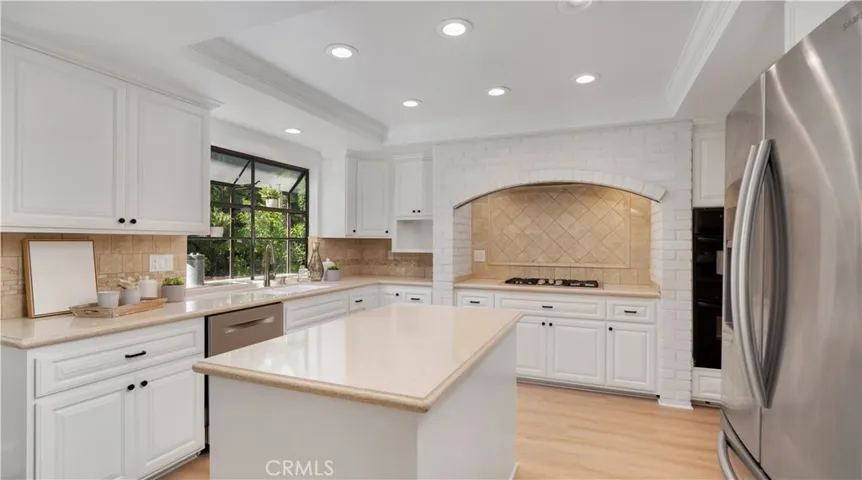 21301 Calle Recreo, Lake Forest, California 92630