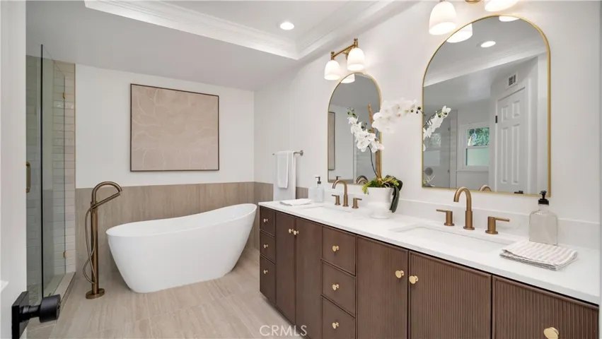 21301 Calle Recreo, Lake Forest, California 92630