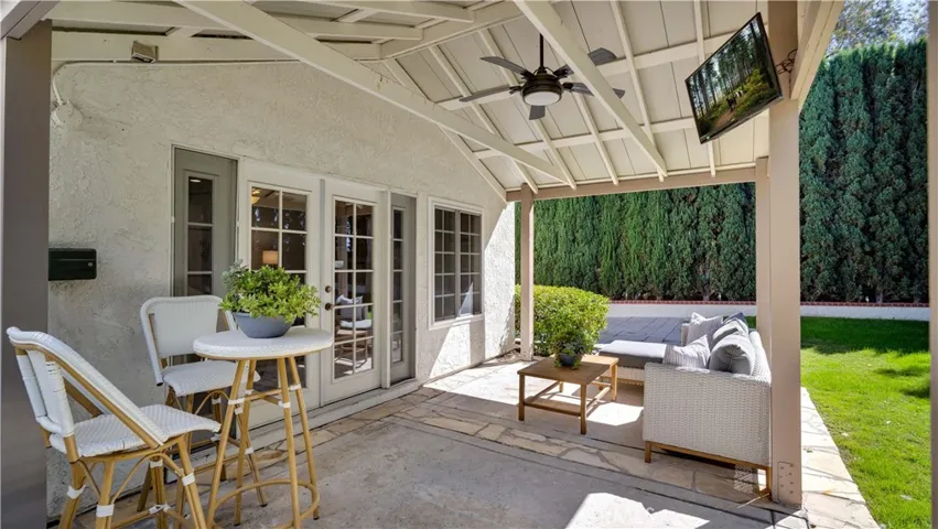21301 Calle Recreo, Lake Forest, California 92630