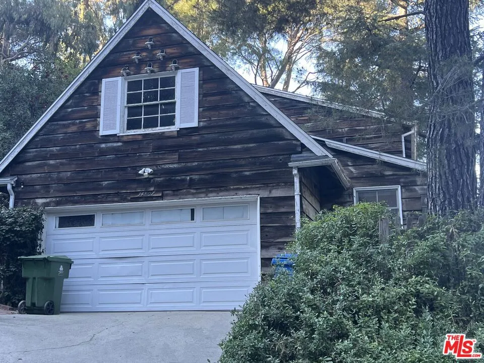 14807 Round Valley Drive, Sherman Oaks, California 91403 home-pic-20