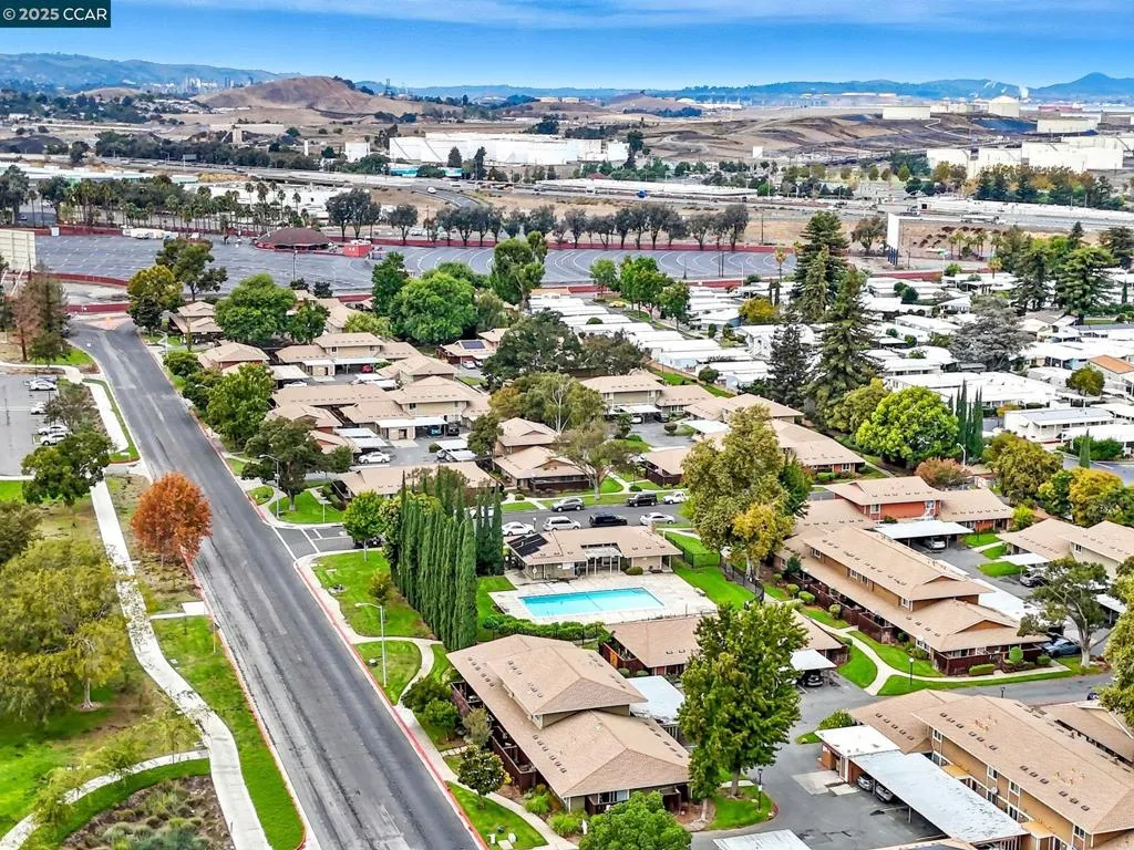 2011 Olivera Rd Unit D, Concord, California 94520 home-pic-21