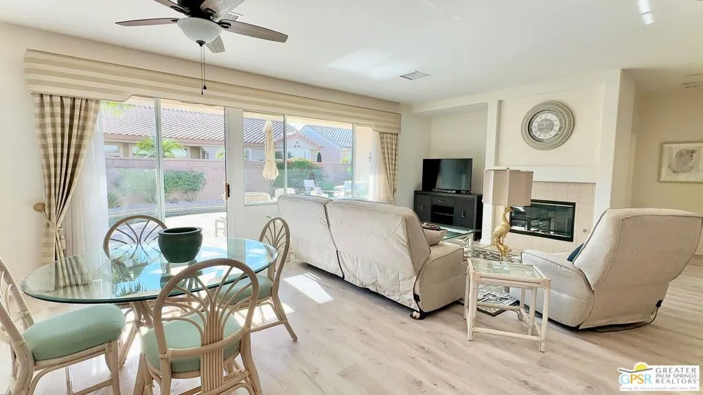 78703 Stansbury Court, Palm Desert, California 92211 home-pic-4