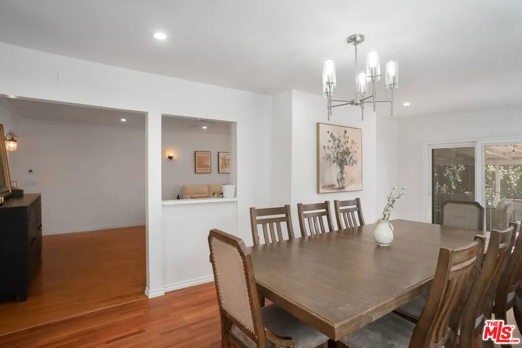 7020 Mary Ellen Avenue, North Hollywood, California 91605 home-pic-15