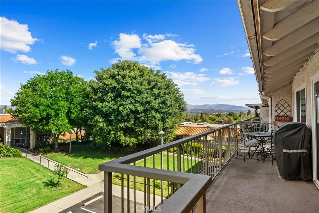3112 Via Serena S O, Laguna Woods, California 92637 home-pic-25
