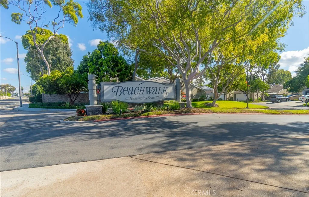 19748 Shorecliff, Huntington Beach, California 92648 home-pic-46