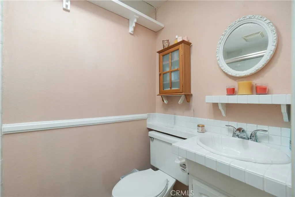 19748 Shorecliff, Huntington Beach, California 92648 home-pic-28
