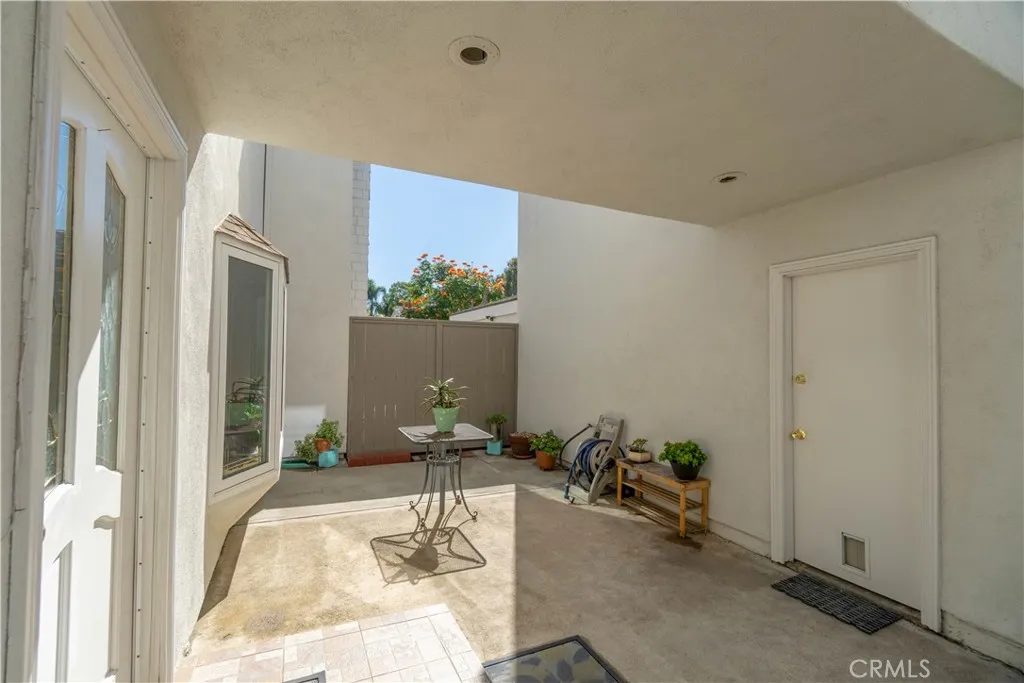 19748 Shorecliff, Huntington Beach, California 92648 home-pic-40