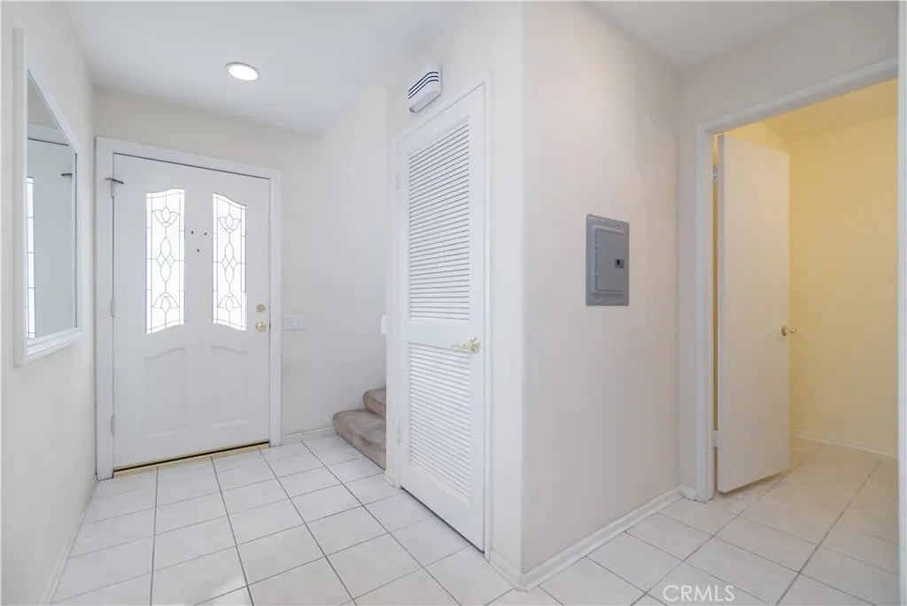 19748 Shorecliff, Huntington Beach, California 92648 home-pic-8
