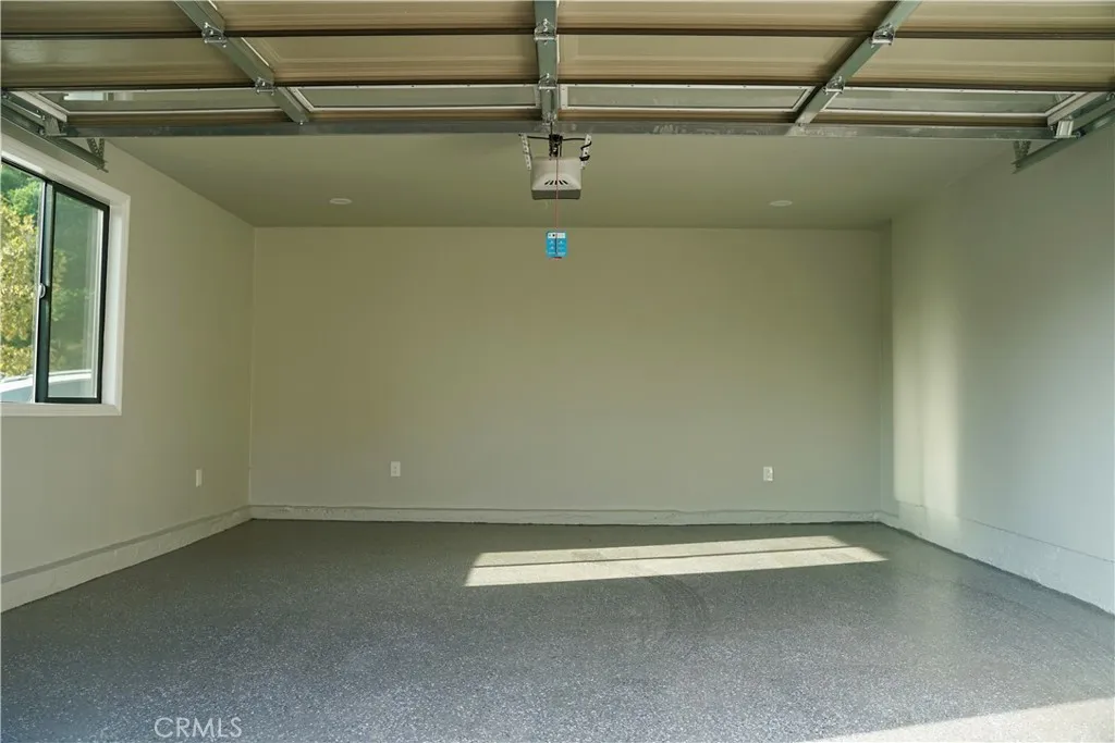 6714 Mclennan, Lake Balboa, California 91406 home-pic-34