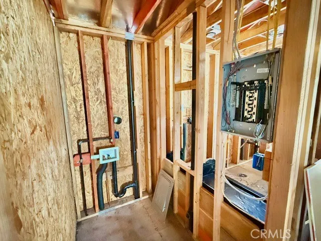 15021 15023 Sylvan, Van Nuys, California 91411 home-pic-5