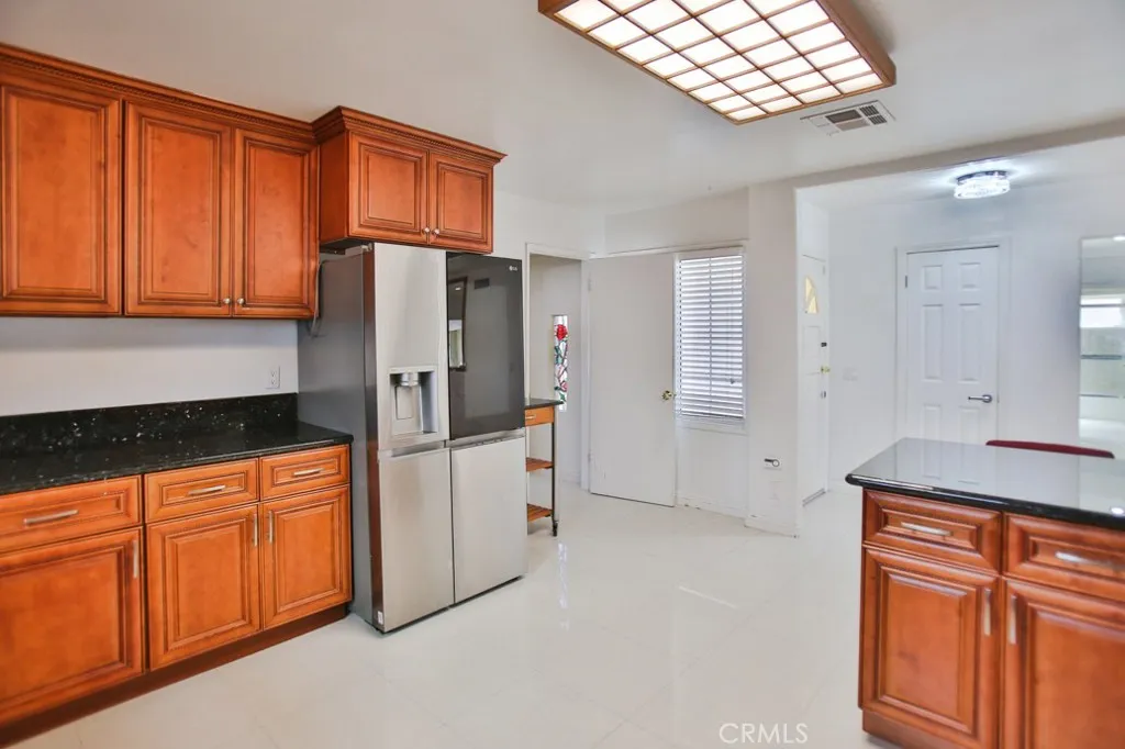 17475 Santa Lucia Street, Fountain Valley, California 92708 home-pic-10