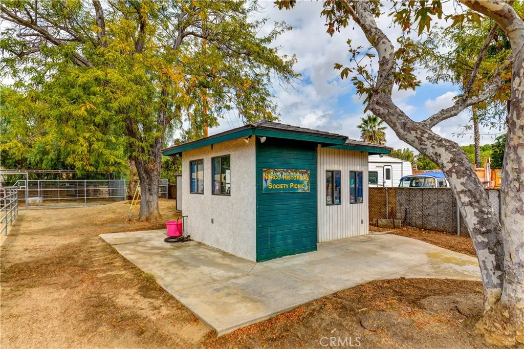 2354 Corydon, Norco, California 92860 home-pic-26