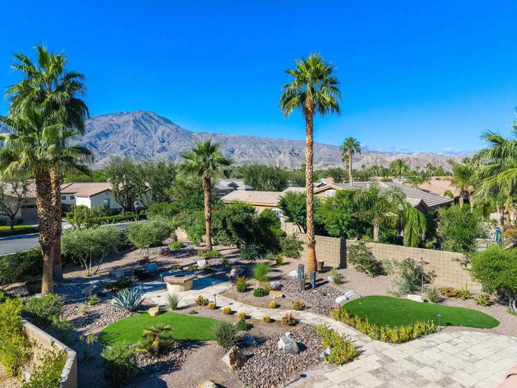 81943 Prism Drive, La Quinta, California 92253 home-pic-2