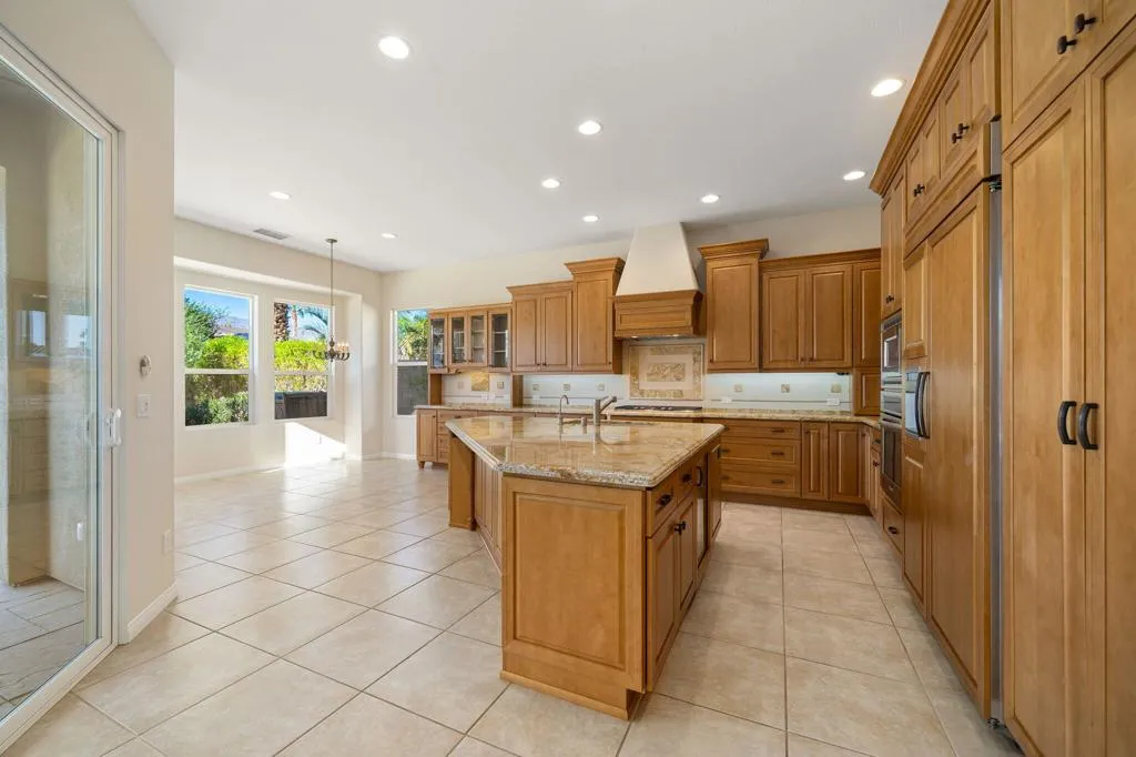 81943 Prism Drive, La Quinta, California 92253 home-pic-18