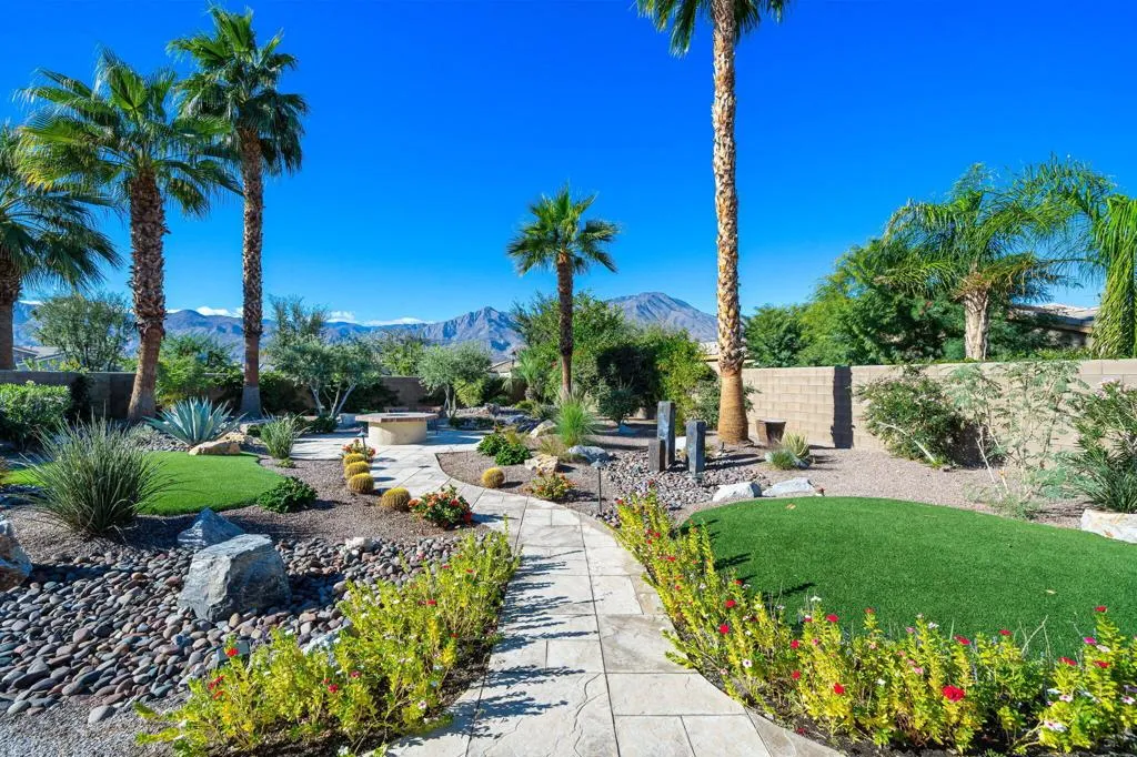 81943 Prism Drive, La Quinta, California 92253 home-pic-47