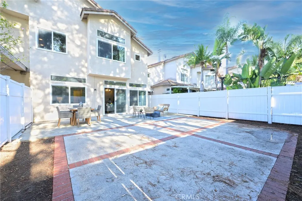 927 S Lone Pine, Anaheim Hills, California 92808 home-pic-24