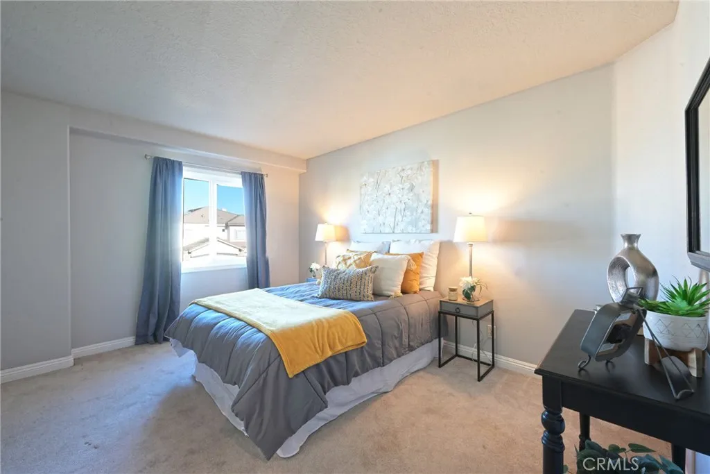 927 S Lone Pine, Anaheim Hills, California 92808 home-pic-38