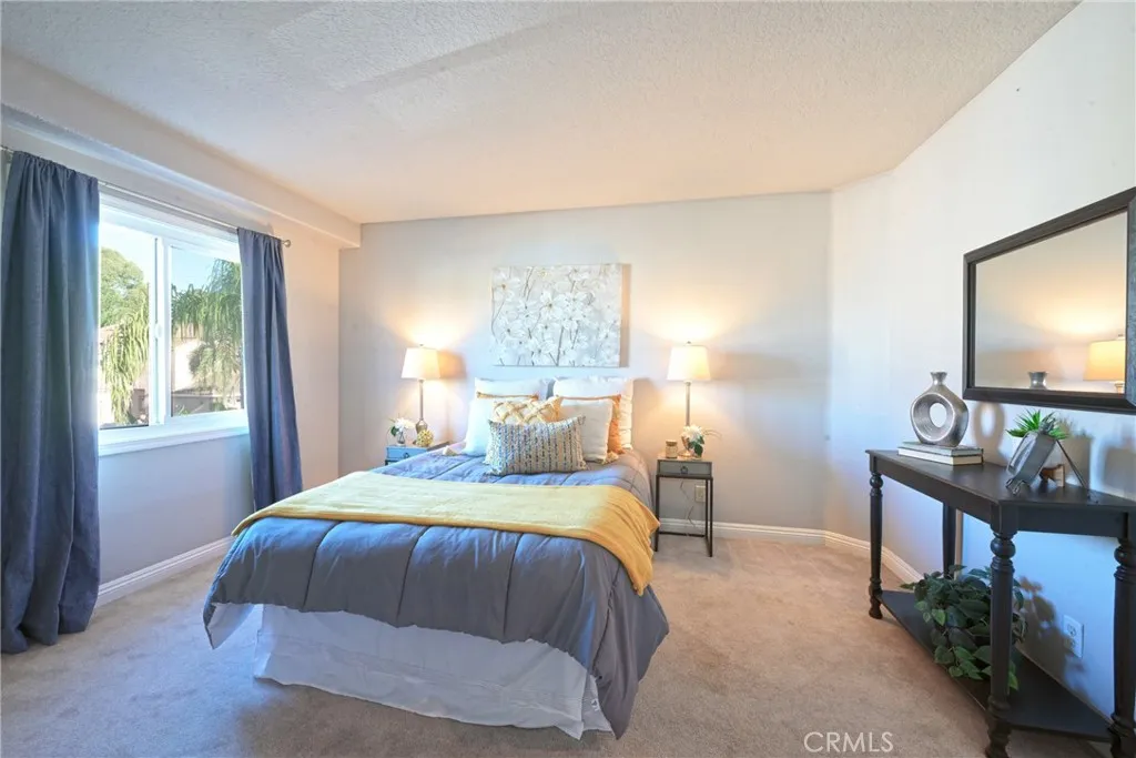 927 S Lone Pine, Anaheim Hills, California 92808 home-pic-39