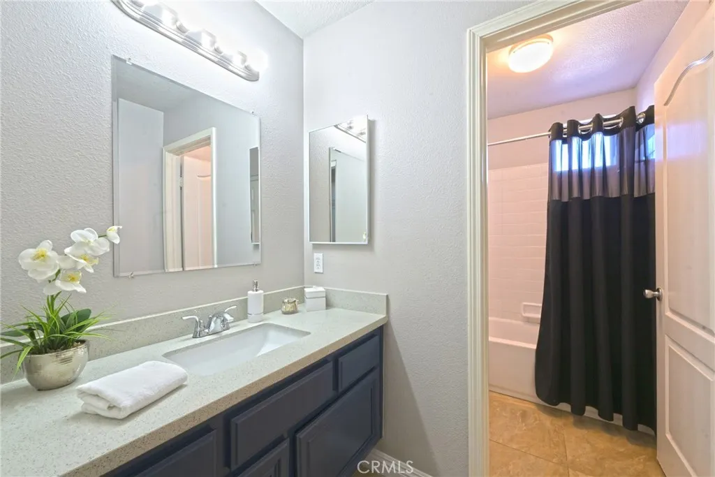 927 S Lone Pine, Anaheim Hills, California 92808 home-pic-41