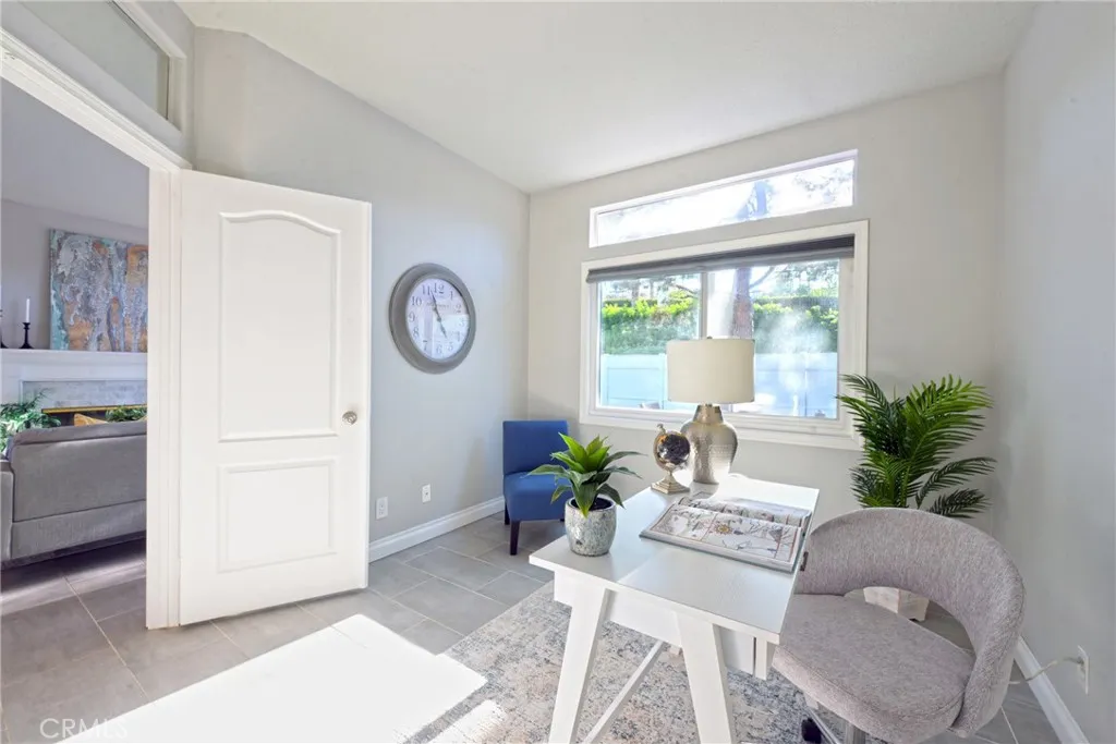927 S Lone Pine, Anaheim Hills, California 92808 home-pic-21