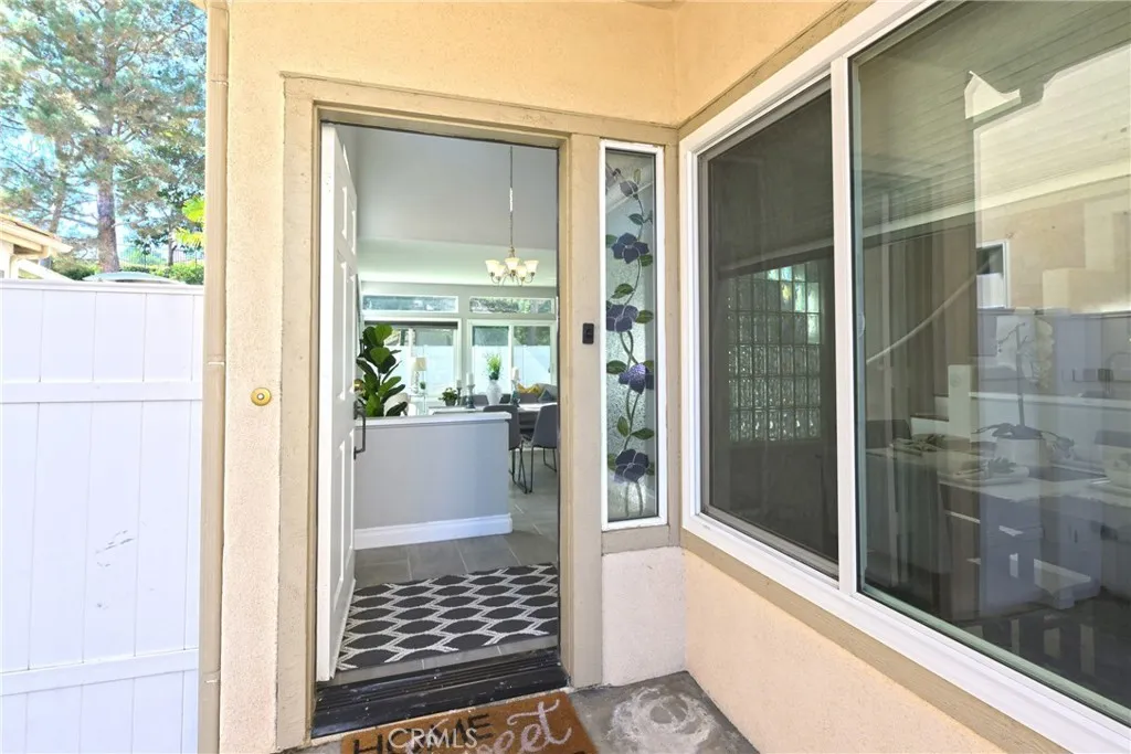 927 S Lone Pine, Anaheim Hills, California 92808 home-pic-6