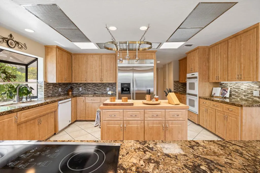 73681 Agave Lane, Palm Desert, California 92260 home-pic-18