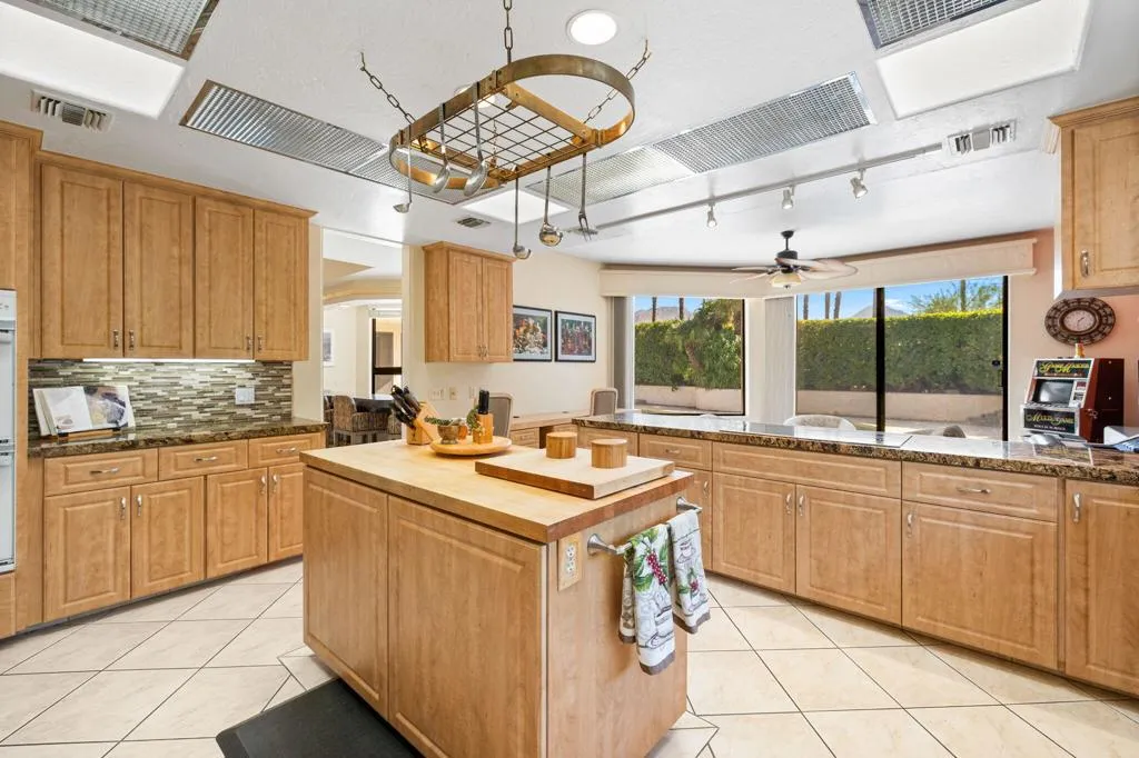 73681 Agave Lane, Palm Desert, California 92260 home-pic-14