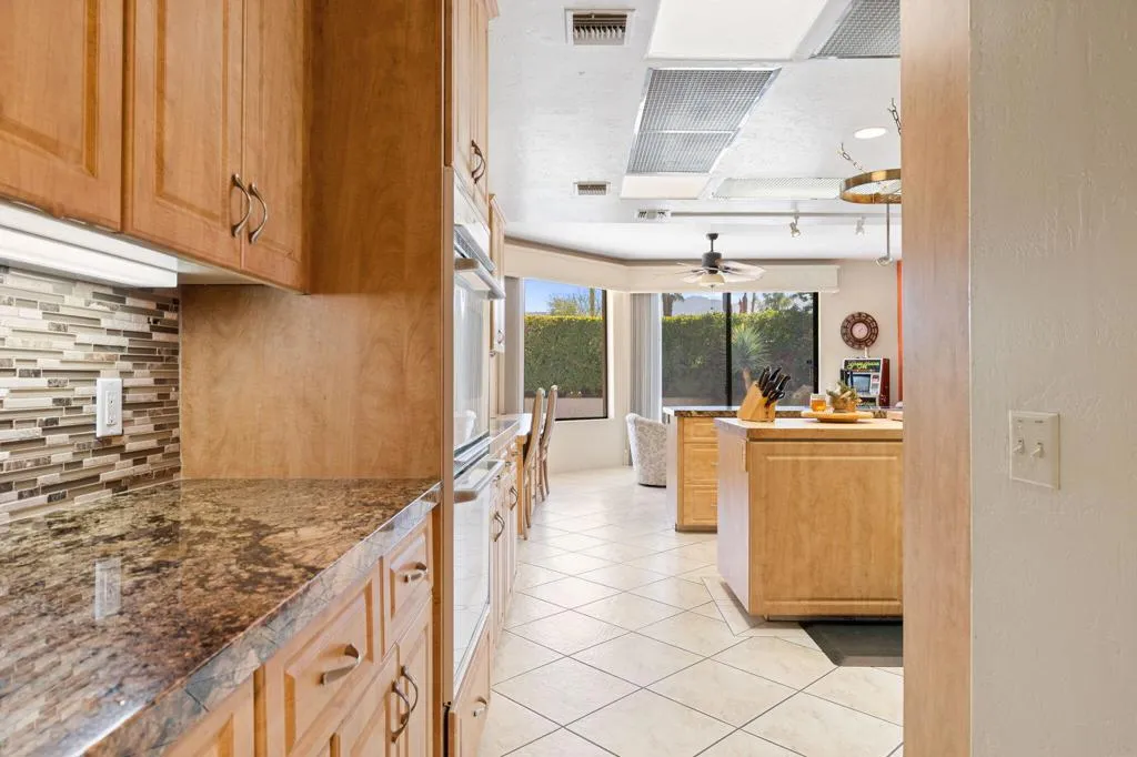 73681 Agave Lane, Palm Desert, California 92260 home-pic-19