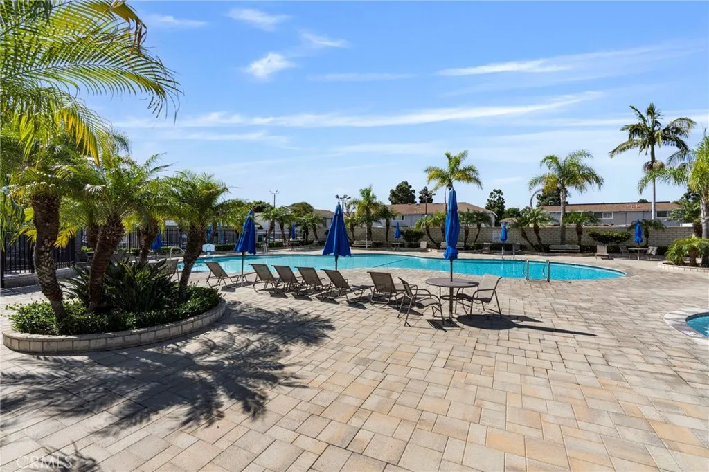 9831 9831 Continental Dr., Huntington Beach, California 92646 home-pic-28