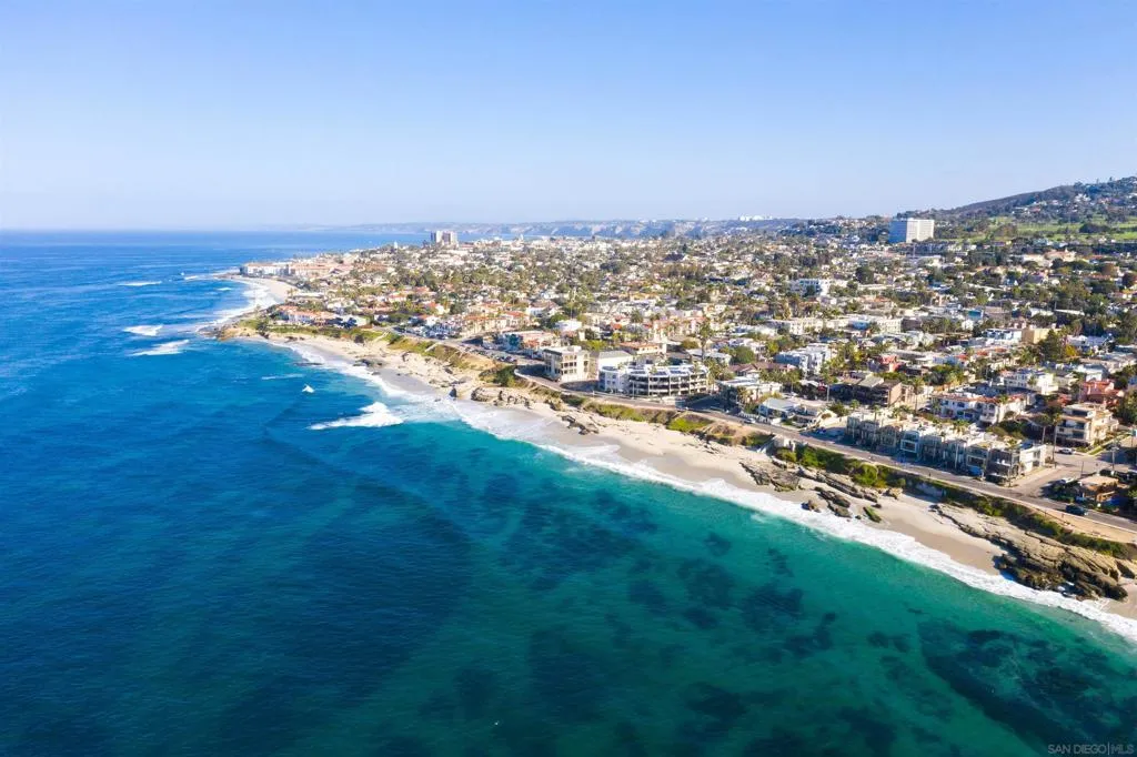 6411 Dowling Dr, La Jolla, California 92037 home-pic-60