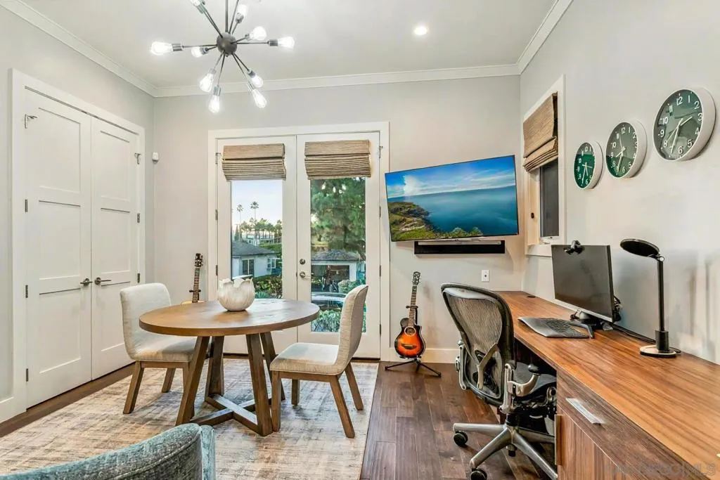 6411 Dowling Dr, La Jolla, California 92037 home-pic-57