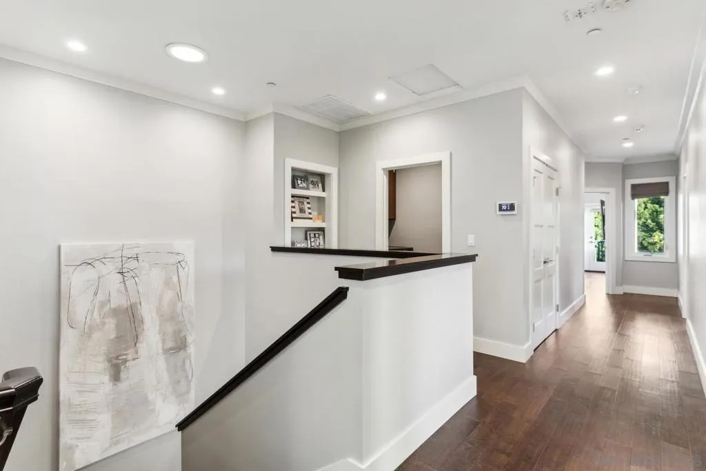 6411 Dowling Dr, La Jolla, California 92037 home-pic-18