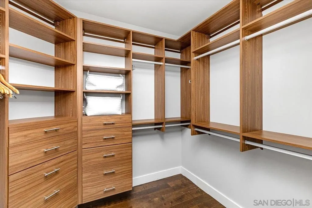 6411 Dowling Dr, La Jolla, California 92037 home-pic-26