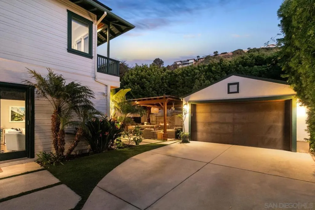 6411 Dowling Dr, La Jolla, California 92037 home-pic-42