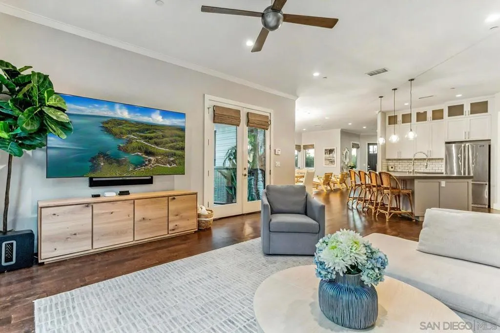 6411 Dowling Dr, La Jolla, California 92037 home-pic-54