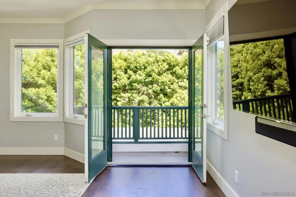 6411 Dowling Dr, La Jolla, California 92037 home-pic-20