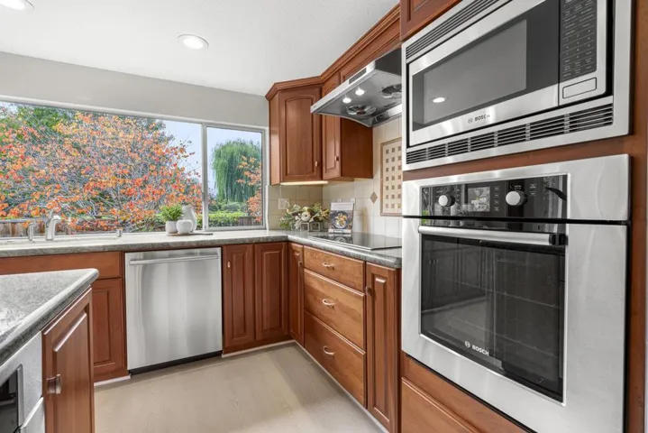 667 Sandy Hook Court, Foster City, California 94404
