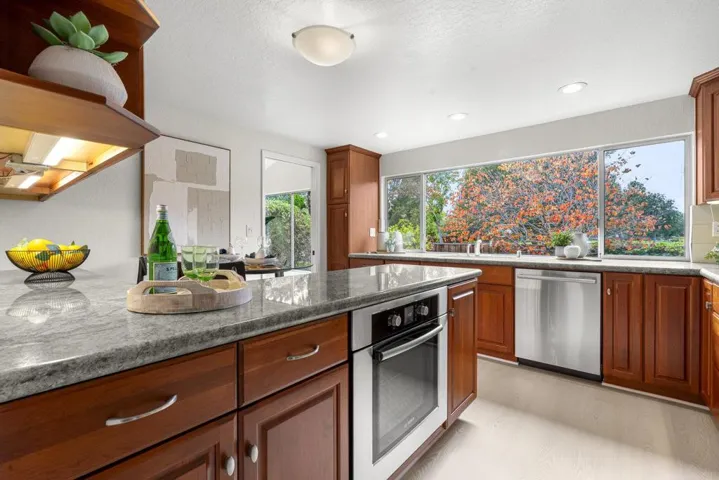 667 Sandy Hook Court, Foster City, California 94404