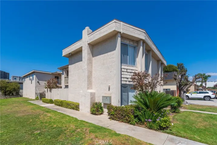 7831 Shaffer, Huntington Beach, California 92648