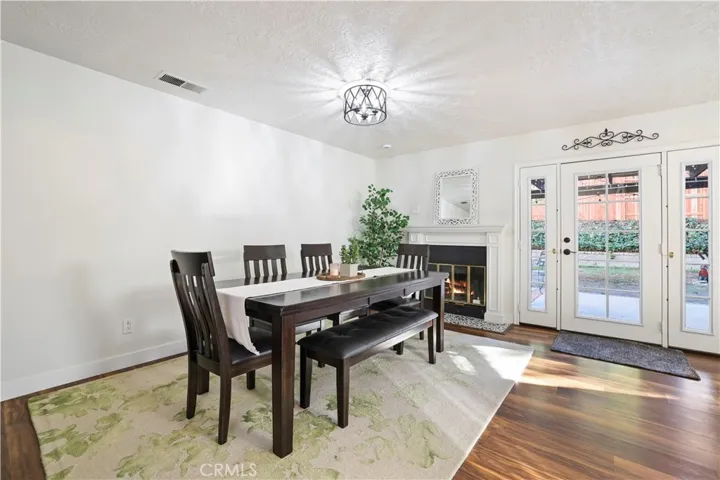 19752 Collins, Canyon Country, California 91351