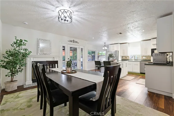 19752 Collins, Canyon Country, California 91351
