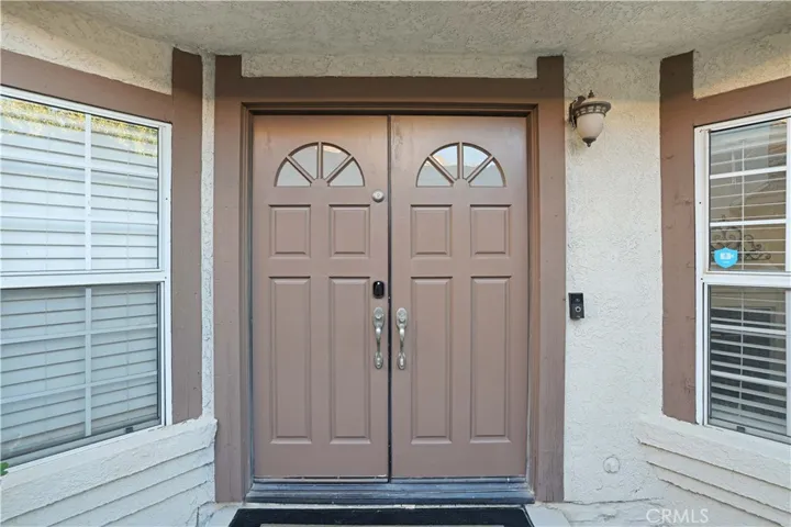 19752 Collins, Canyon Country, California 91351