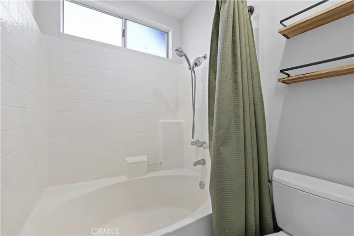 19752 Collins, Canyon Country, California 91351