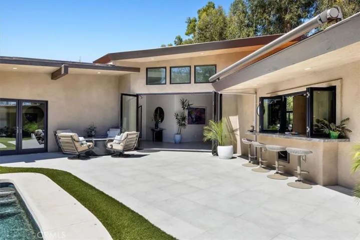 10 Wildhorse Lane, Rolling Hills Estates, California 90274