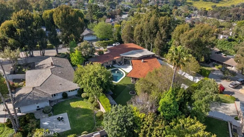 10 Wildhorse Lane, Rolling Hills Estates, California 90274