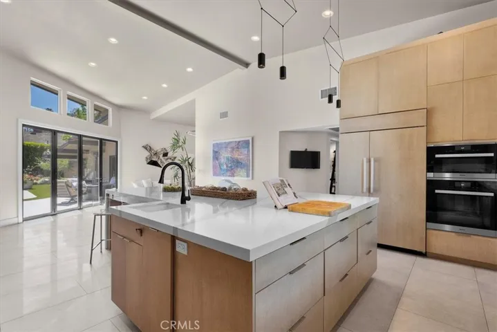 10 Wildhorse Lane, Rolling Hills Estates, California 90274